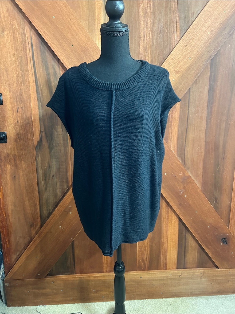 Classic Black Sleeveless Knit Top